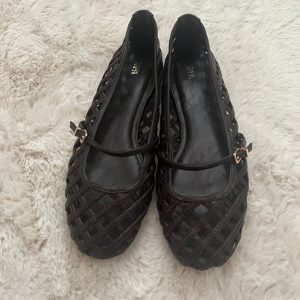 Zara Mocha Brown Woven Flats with Gold Detail